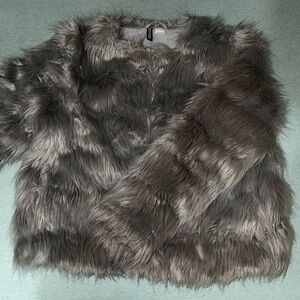 Plush Gray Shaggy Faux Fur Coat Women’s Medium